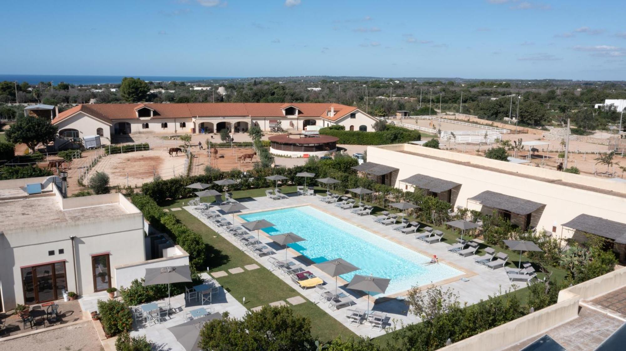 Delle Rose, Hotel & Horse Riding トッレ・ヴァード エクステリア 写真